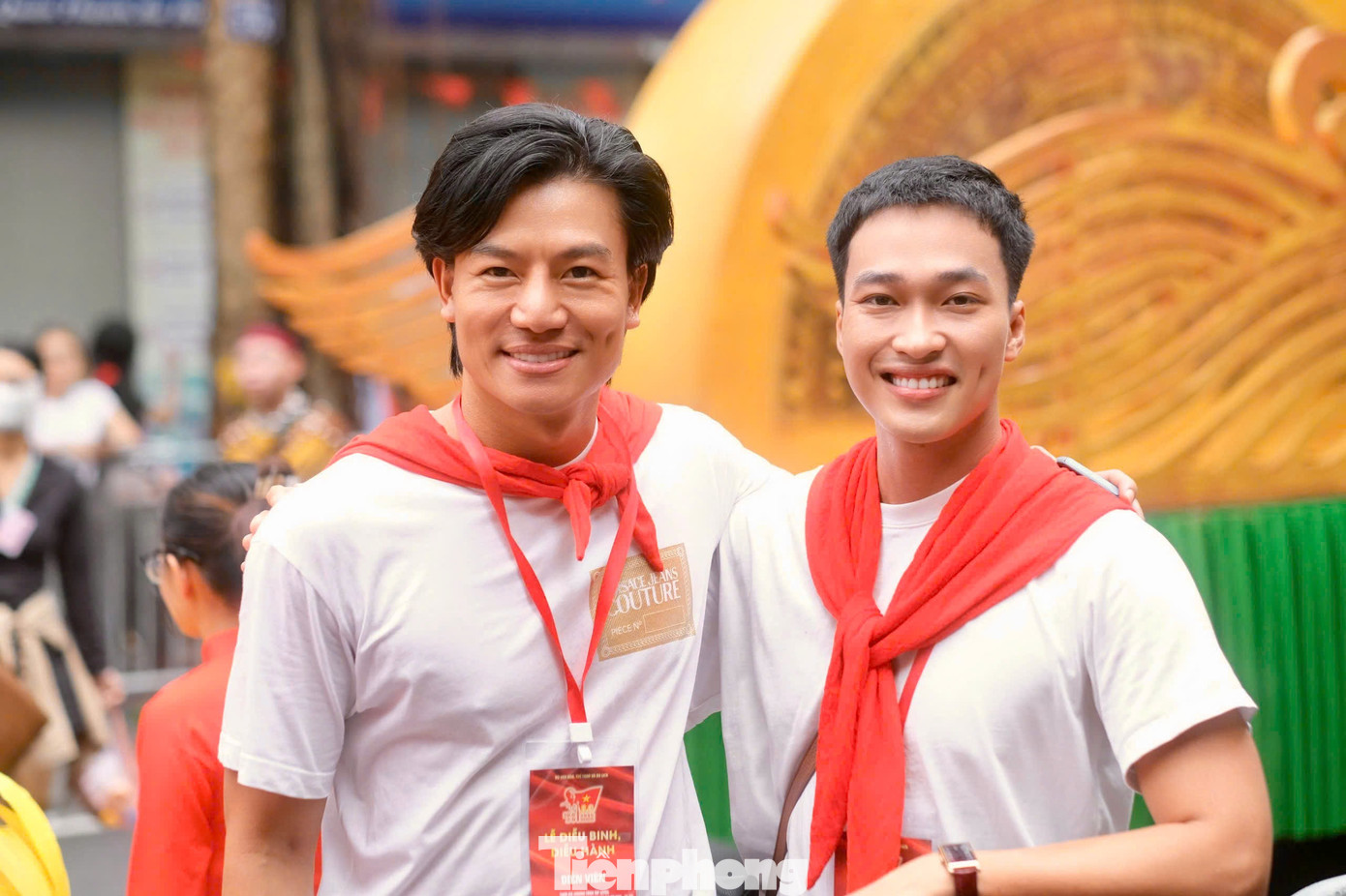 Nghệ sĩ diễu hành luyện tập