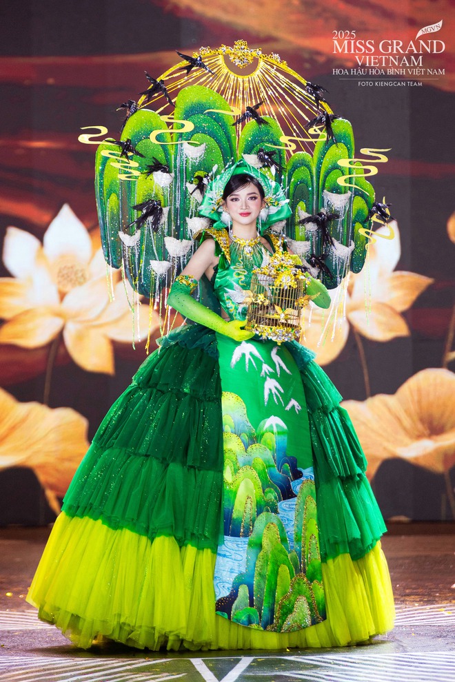 Các trang phục dân tộc độc đáo tại Miss Grand Vietnam 2025