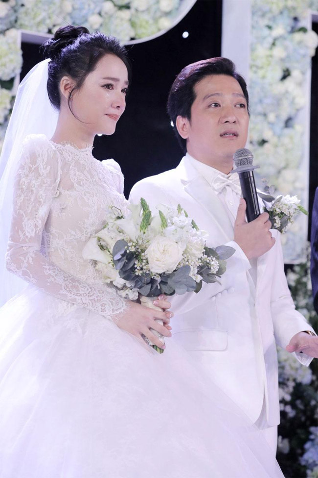 Hôm nay cũng chính là kỷ niệm 7 năm ngày cưới của Trường Giang và Nhã Phương