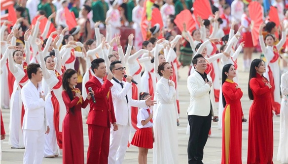 Thần thái sân khấu của Mỹ Tâm