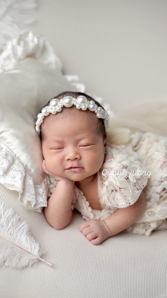 Bé Nala vừa tròn đầy tháng