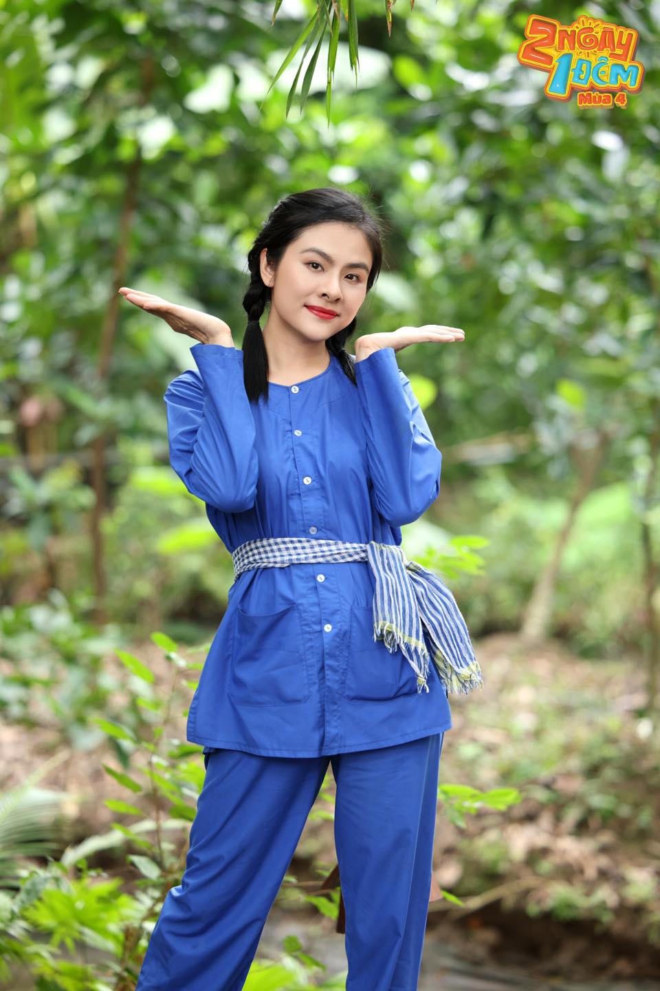 Vân Trang cùng tổ ấm