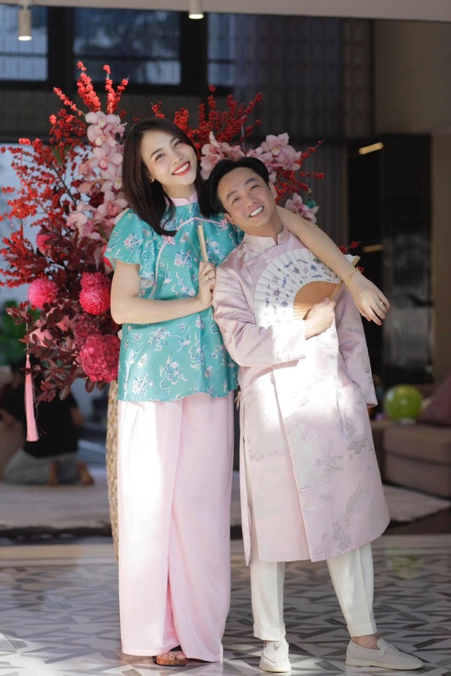Cường Đô La và Đàm Thu Trang bên nhau