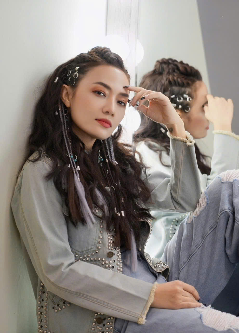 Nữ nghệ sĩ Việt bị chơi xấu trong showbiz
