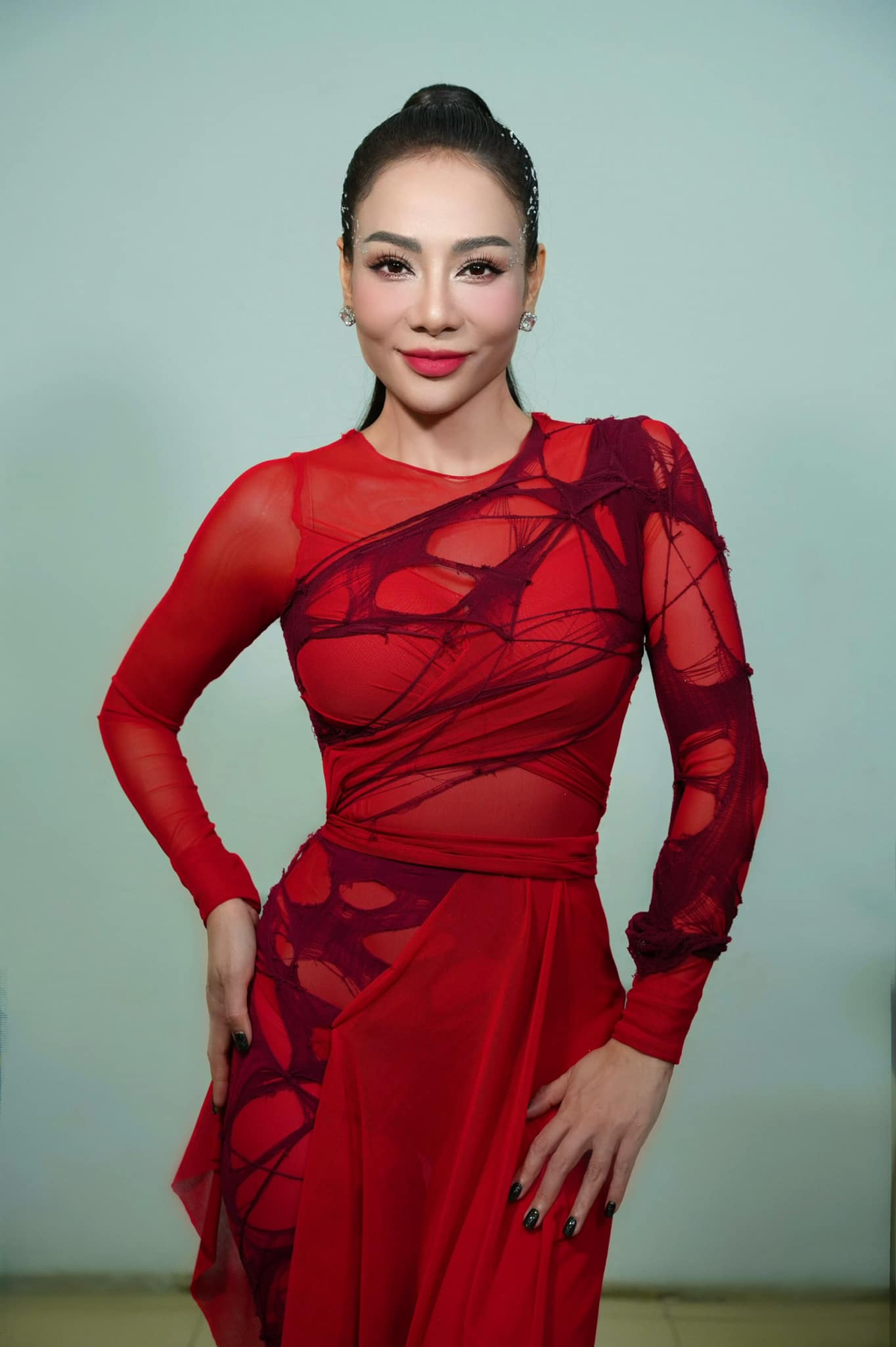 Thu Minh hiện chỉ hát để thỏa đam mê, gặp gỡ khán giả và lan tỏa năng lượng tích cực Thu Minh trên sân khấu