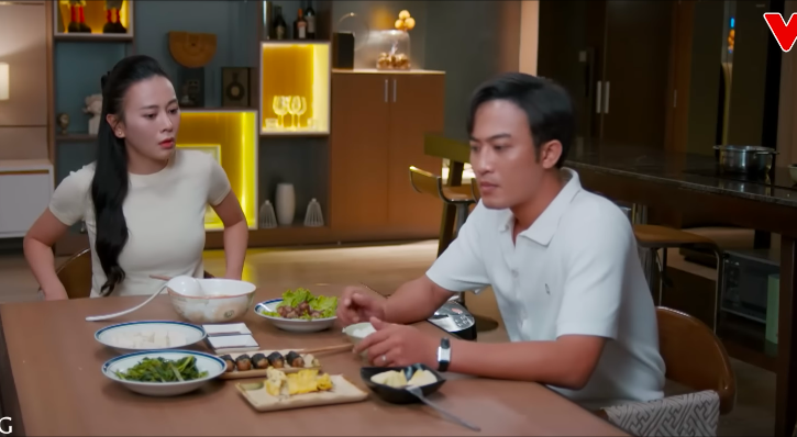 Sự mờ nhạt của nhân vật Đăng trong các cảnh cao trào