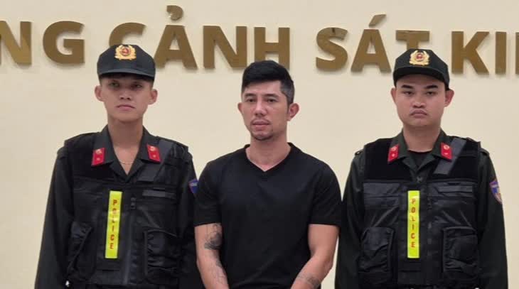 Lương Bằng Quang bị bắt về tội đưa hối lộ, số tiền lên đến 8 tỷ đồng Lương Bằng Quang bị bắt vì đưa hối lộ