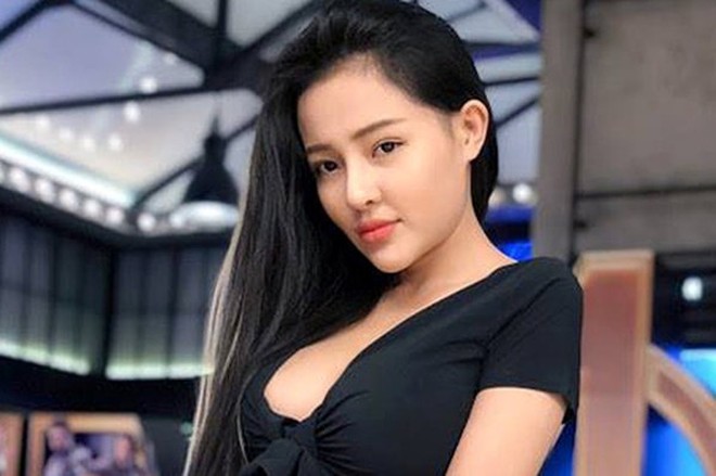 Hình ảnh liên quan đến vụ bắt giữ Ngân 98