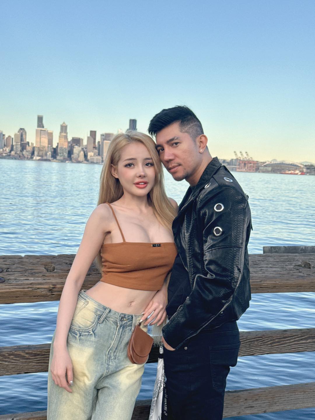 Nam ca sĩ hạng A hết thời “ăn bám” Ngân 98 là ai?- Ảnh 4. Lương Bằng Quang bị đàm tiếu ăn bám Ngân 98