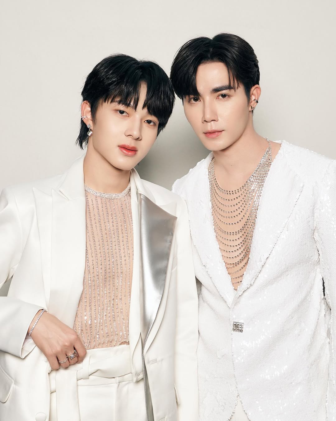 Hình ảnh NuNew và Zee thân thiết