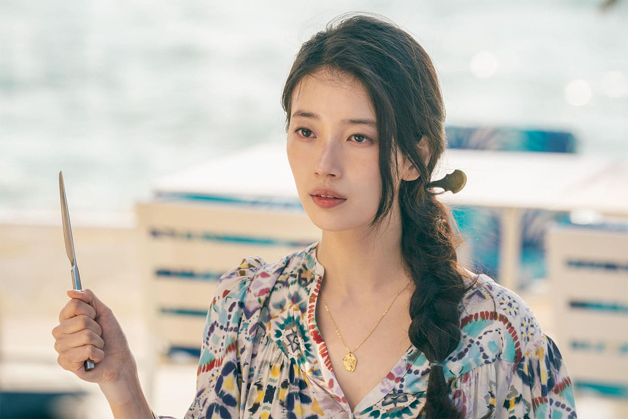 Nhà phê bình Moon Sun Young