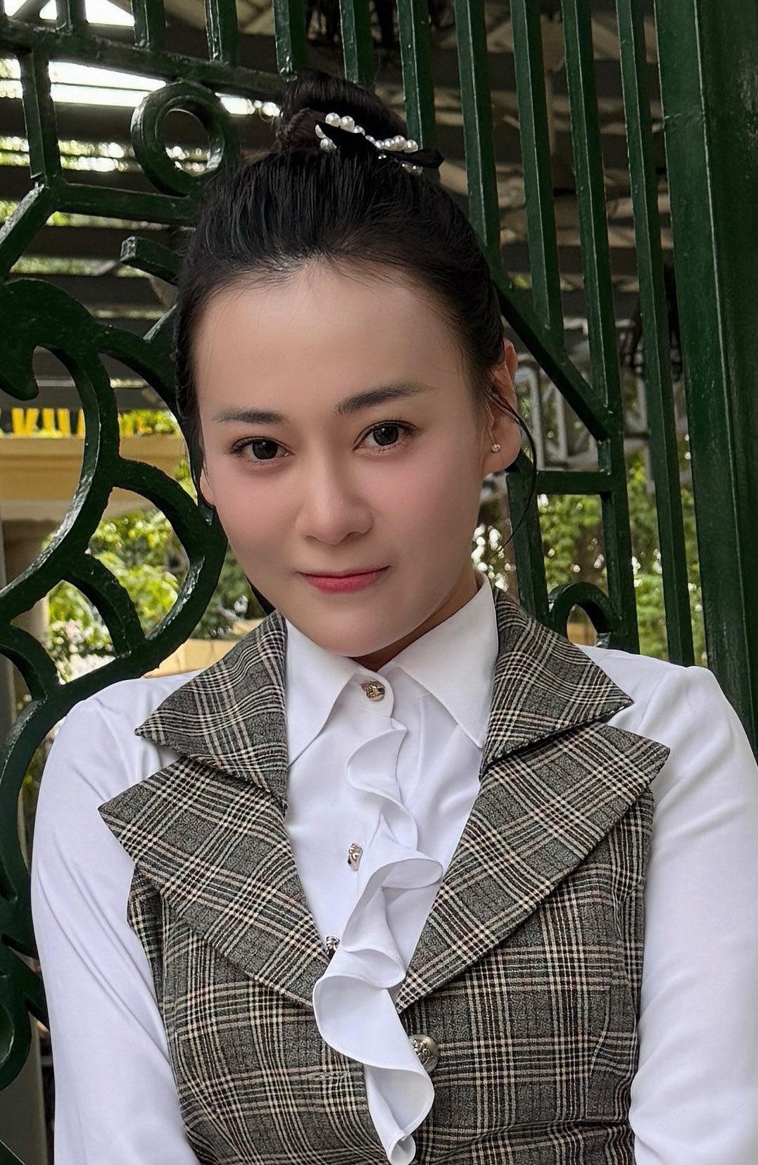 Clip 5 phút ai xem cũng thấy ngượng giùm Phương Oanh- Ảnh 1. Phân cảnh Mỹ Anh và Đăng mua kem lần đầu