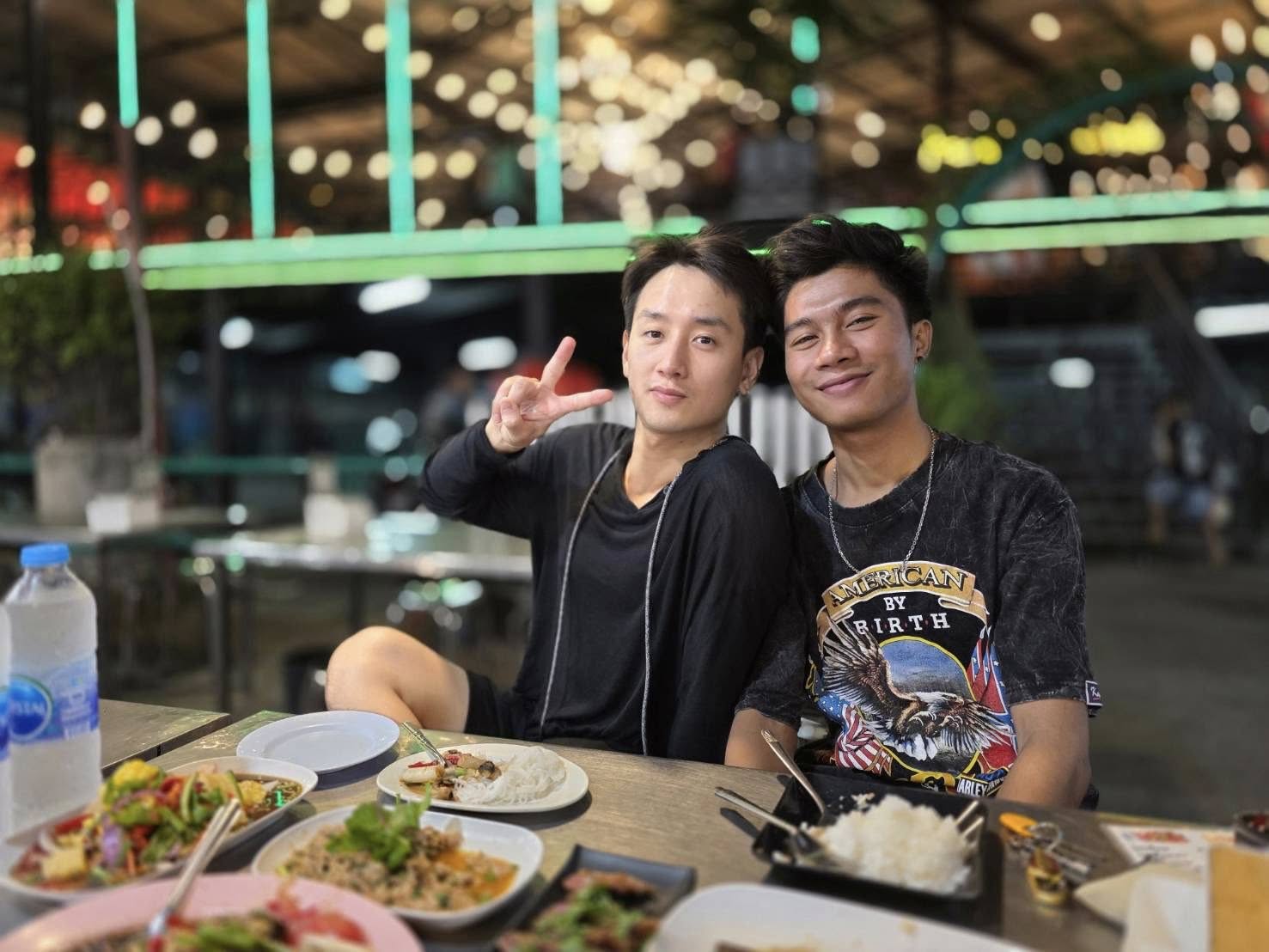 Tình hình nam diễn viên bị HIV- Ảnh 2. Huy Ma công khai bạn trai đồng giới