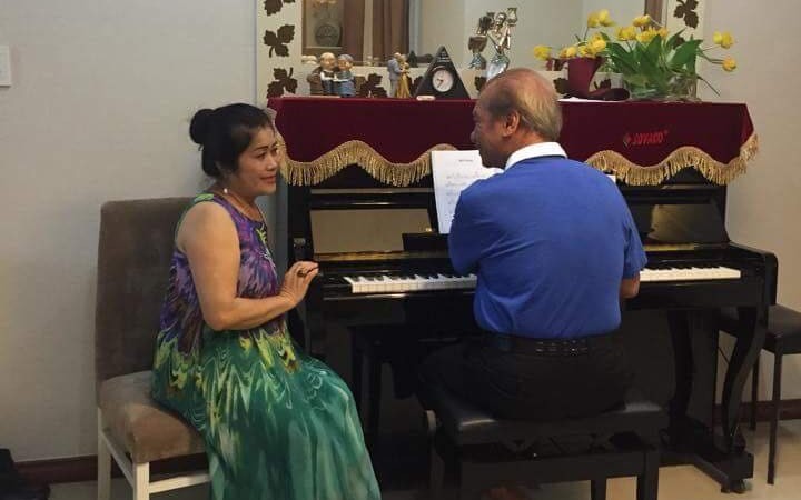 Ca từ phản cảm trong âm nhạc hiện đại