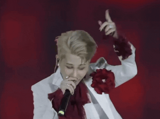 Jack bị chỉ trích vì trình diễn bài hát có ca từ phản cảm Jack trình diễn bài hát gây tranh cãi