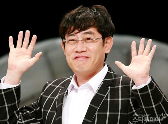 Lee Kyung Kyu là nghệ sĩ quyền lực xứ Hàn Chân dung Lee Kyung Kyu