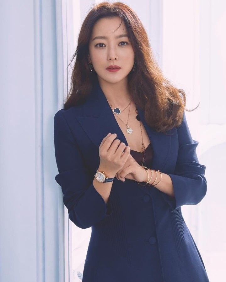 Đây có đúng là Kim Hee Sun không?- Ảnh 4. Kỳ vọng vào vai diễn mới của Kim Hee Sun