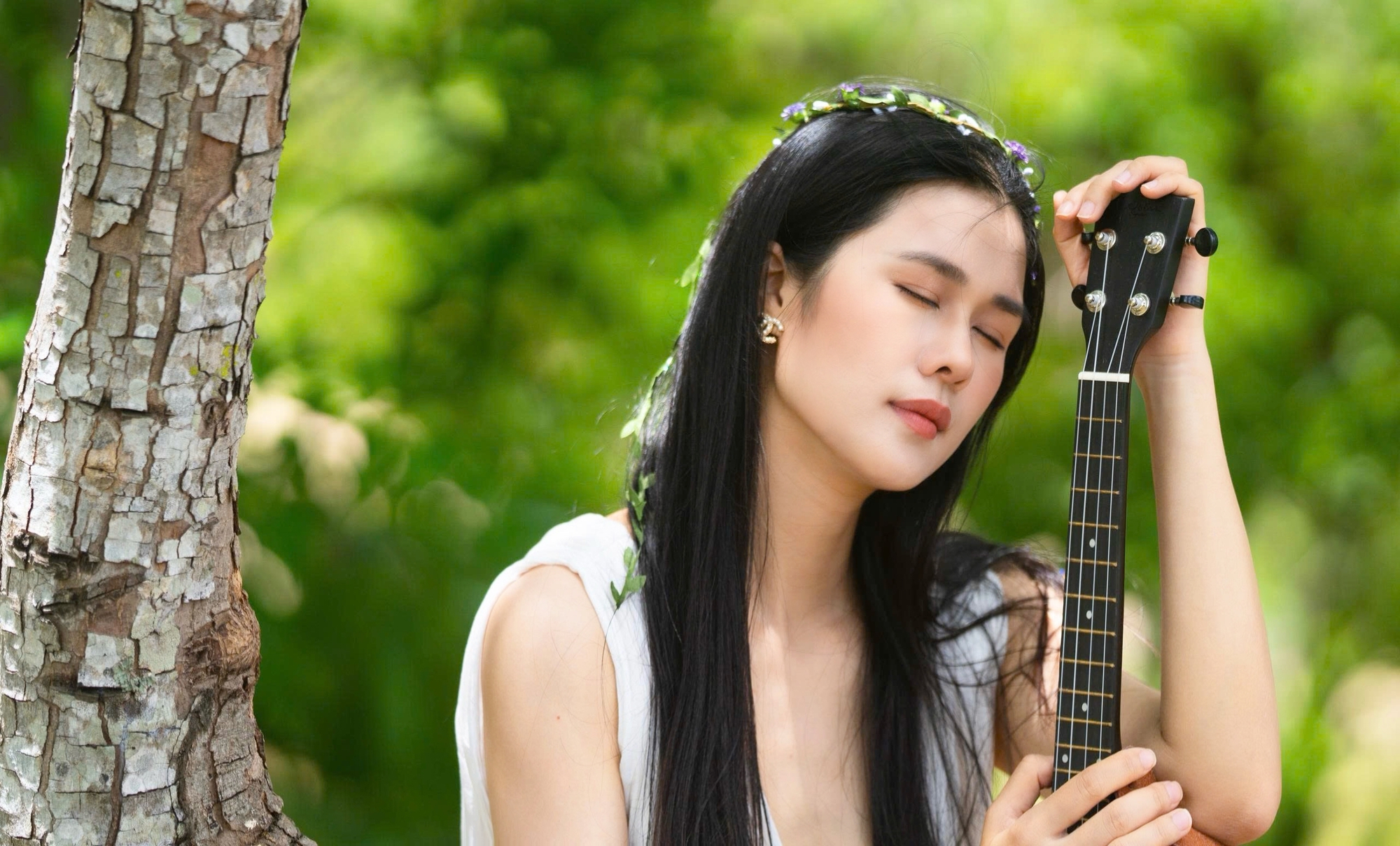 Cảnh quay tại Tây Nguyên trong MV Phong cảnh núi rừng Tây Nguyên