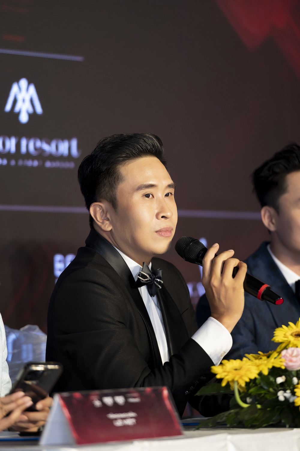 Đại diện ban tổ chức Manhunt Vietnam trả lời truyền thông Đại diện ban tổ chức Manhunt Vietnam 2025