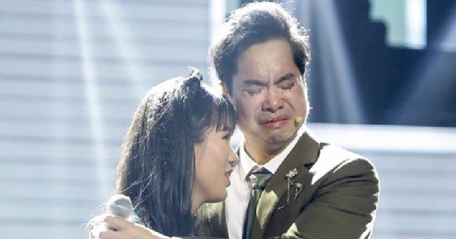 Ngọc Sơn trên ghế giám khảo Người hát tình ca Ngọc Sơn tại chương trình