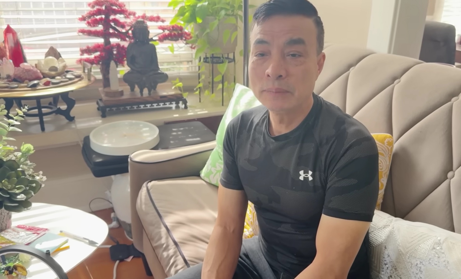 Ca sĩ Tuấn Cảnh Ca sĩ Tuấn Cảnh