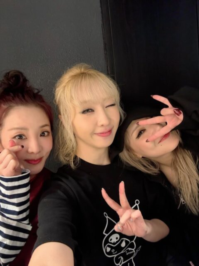 Dara tổ chức sinh nhật cùng Minzy và CL