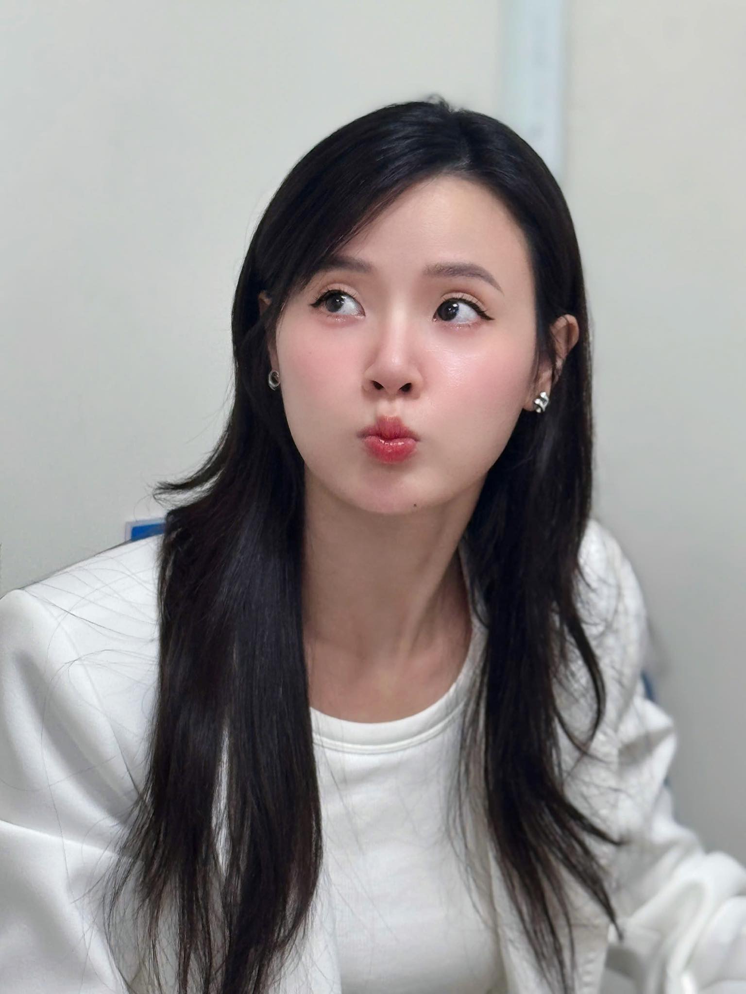 Midu hóa thân nữ sinh trong phim 1314