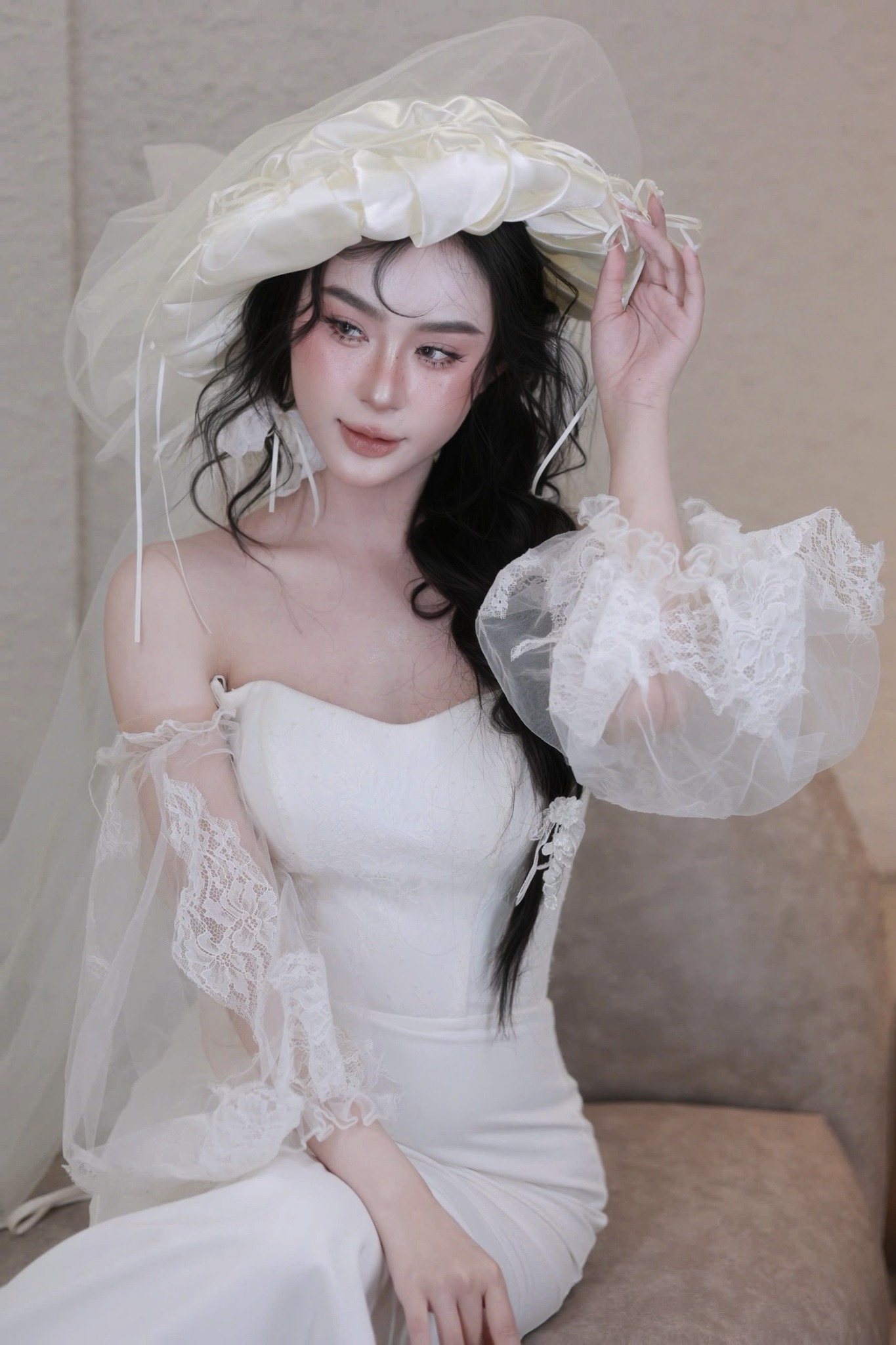 Mỹ Vân một trong những nhân vật ăn hình nhất phim