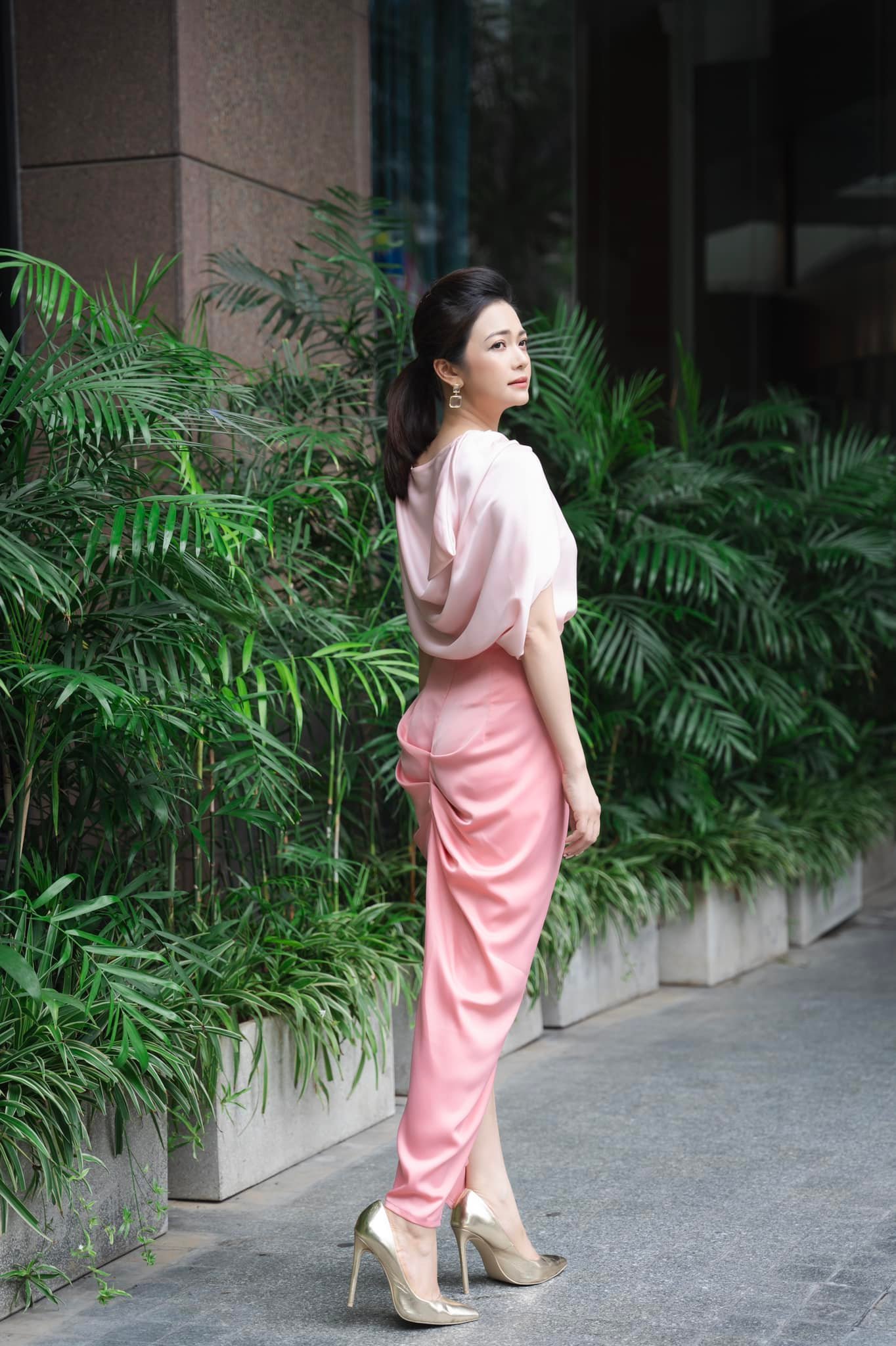 Kiều Anh lận đận chuyện tình duyên nhưng mạnh mẽ Nữ NSƯT xinh đẹp nhưng lận đận tình duyên