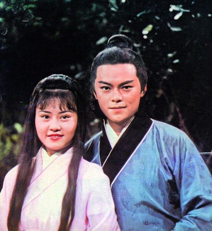 Lý Minh Thông là nữ diễn viên đầu tiên đảm nhận vai Tiểu Long Nữ.