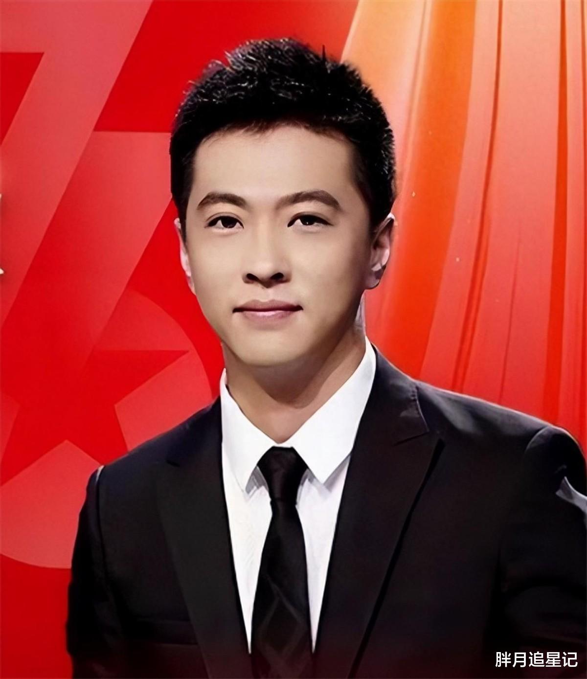 Cố Quốc Ninh được mệnh danh là MC đẹp trai nhất Cbiz