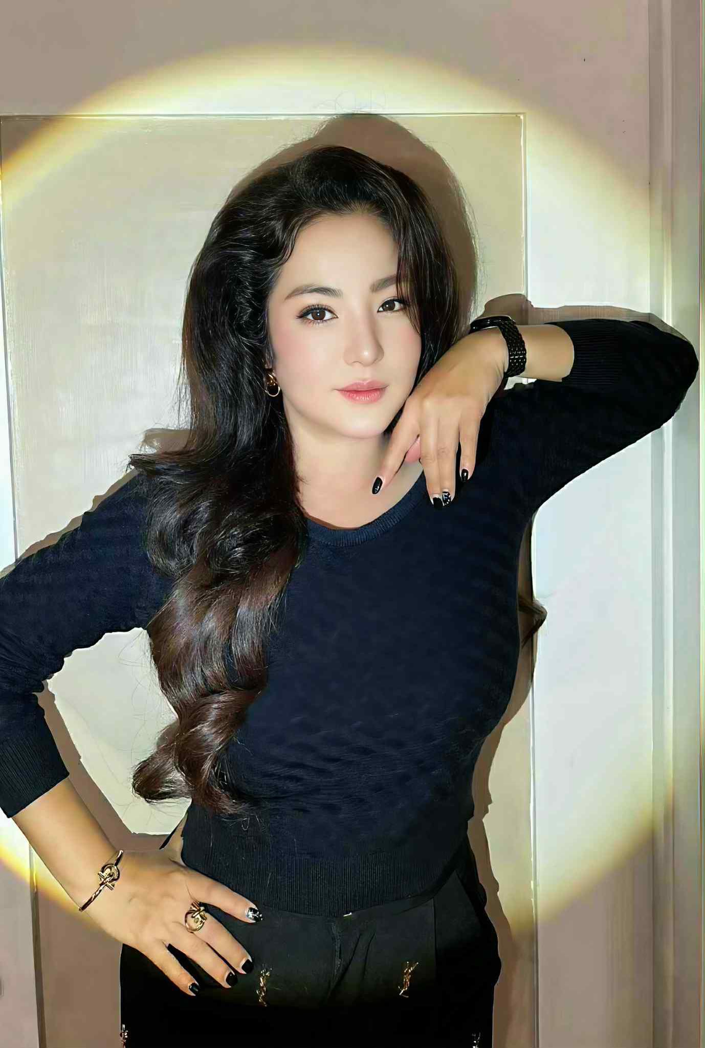 Nhan sắc nữ nghệ sĩ tuổi U50