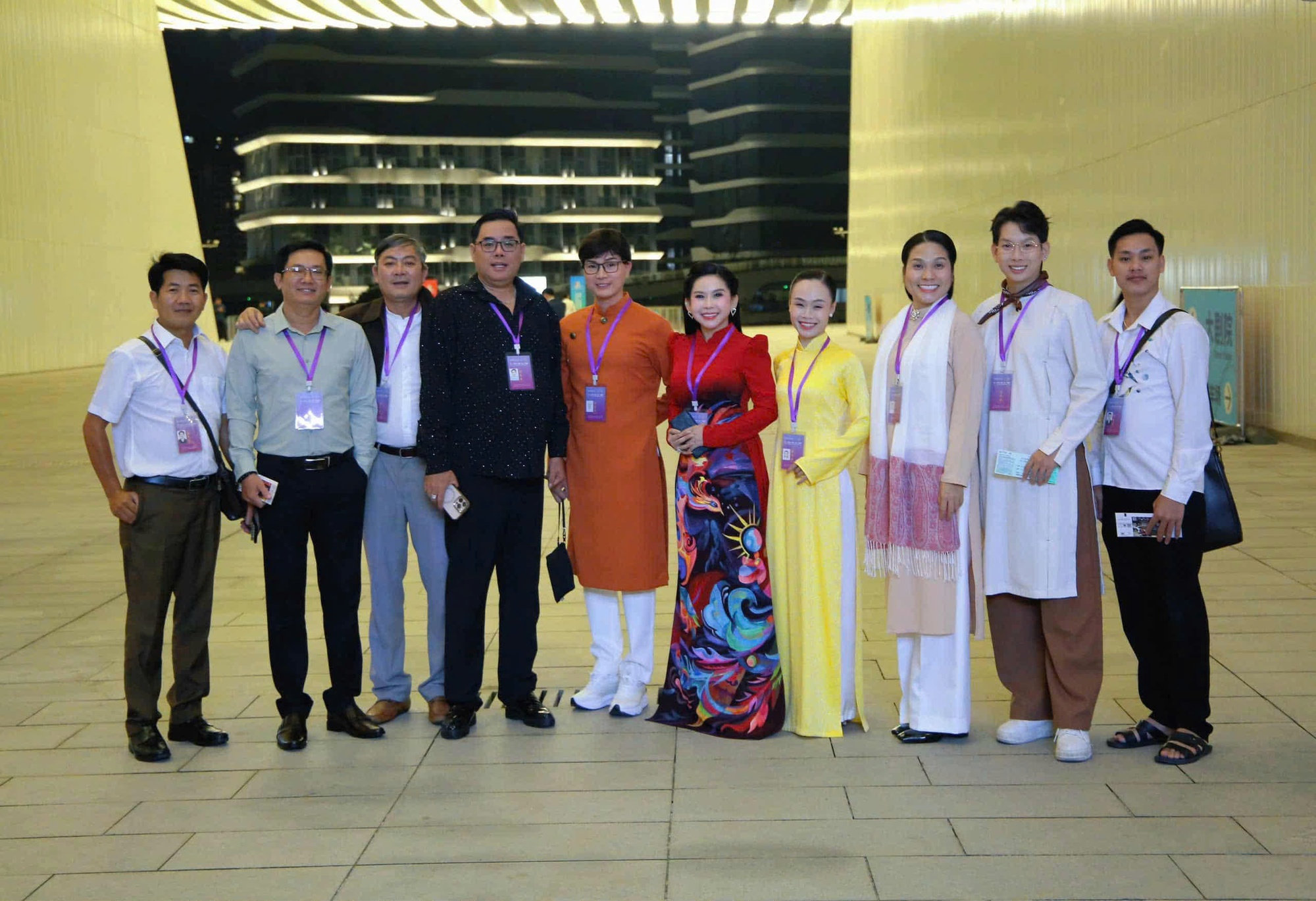 Ê-kíp vở diễn 'Nhật thực'