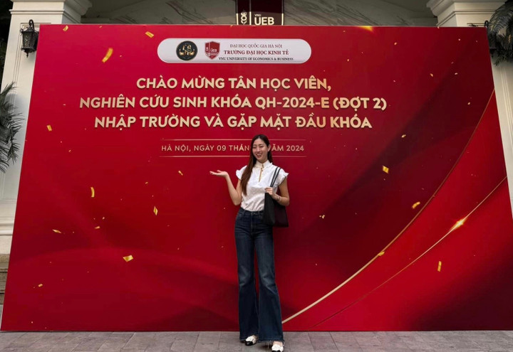 Lương Thuỳ Linh trúng tuyển học Tiến sĩ ngành Kinh tế quốc tế ở tuổi 24