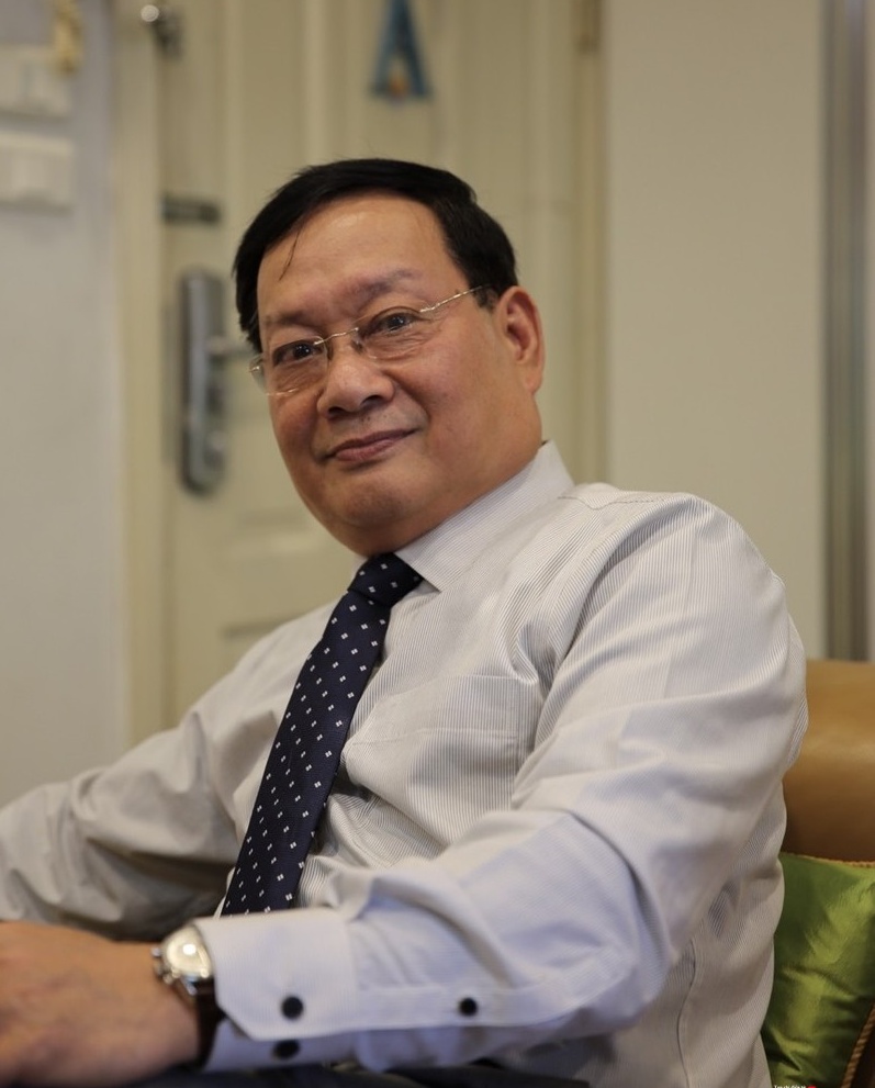 Tên tuổi gắn liền với nhiều vai ác của NSND Tiến Đạt