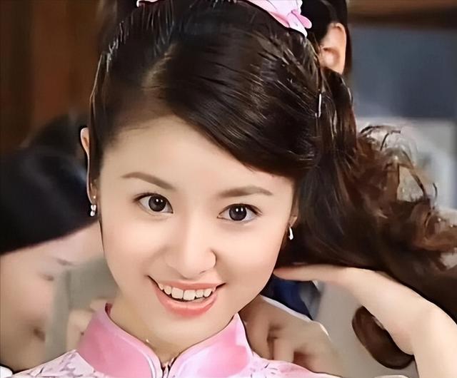 Lâm Tâm Như xinh đẹp nổi trội từ khi mới vào nghề