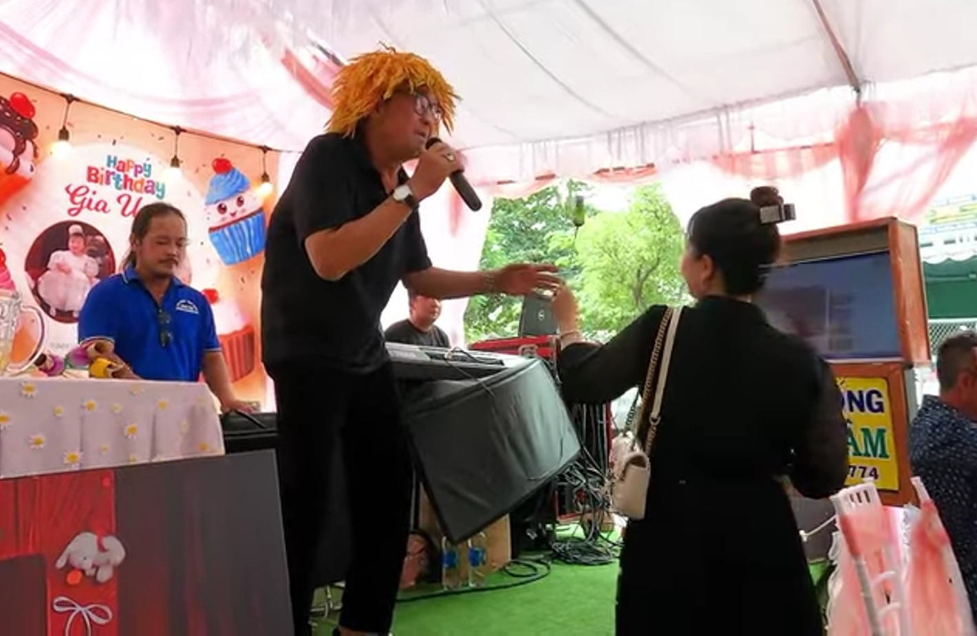 Danh hài Duy Phương trở lại sau thời gian dưỡng bệnh