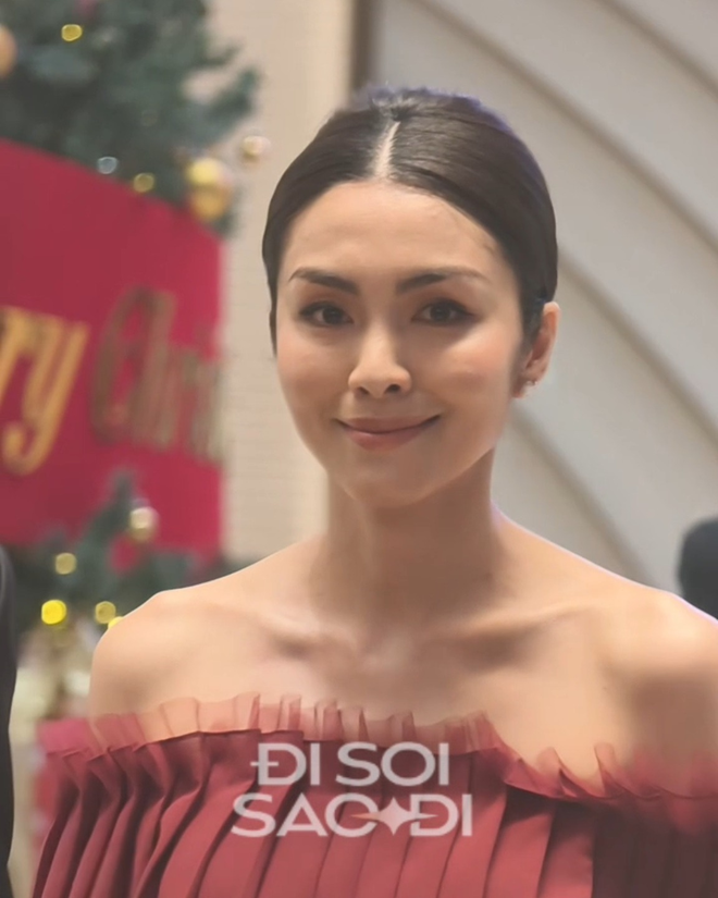 Đôi mắt sâu từng bị đánh giá là khuyết điểm