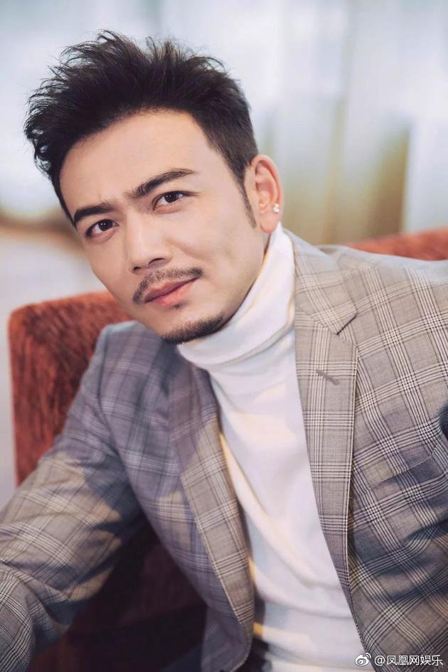 Dương Thước hét giá cát-xê cao bất chấp nhắc nhở Nam diễn viên hét giá cát-xê trên trời, bị cơ quan quản lý văn hóa nhắc nhở vẫn phớt lờ