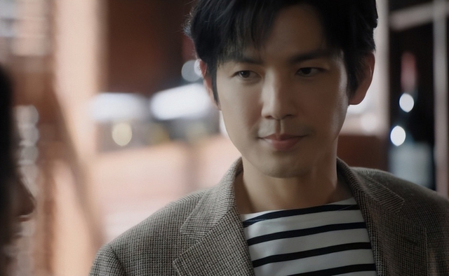 Diễn xuất ấn tượng của Trần Cẩn