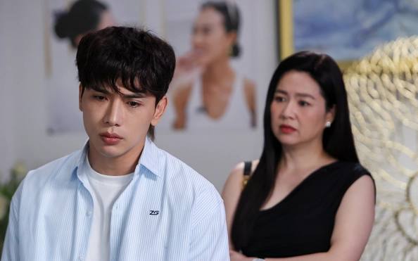 Poster phim Chị Ngã Em Nâng